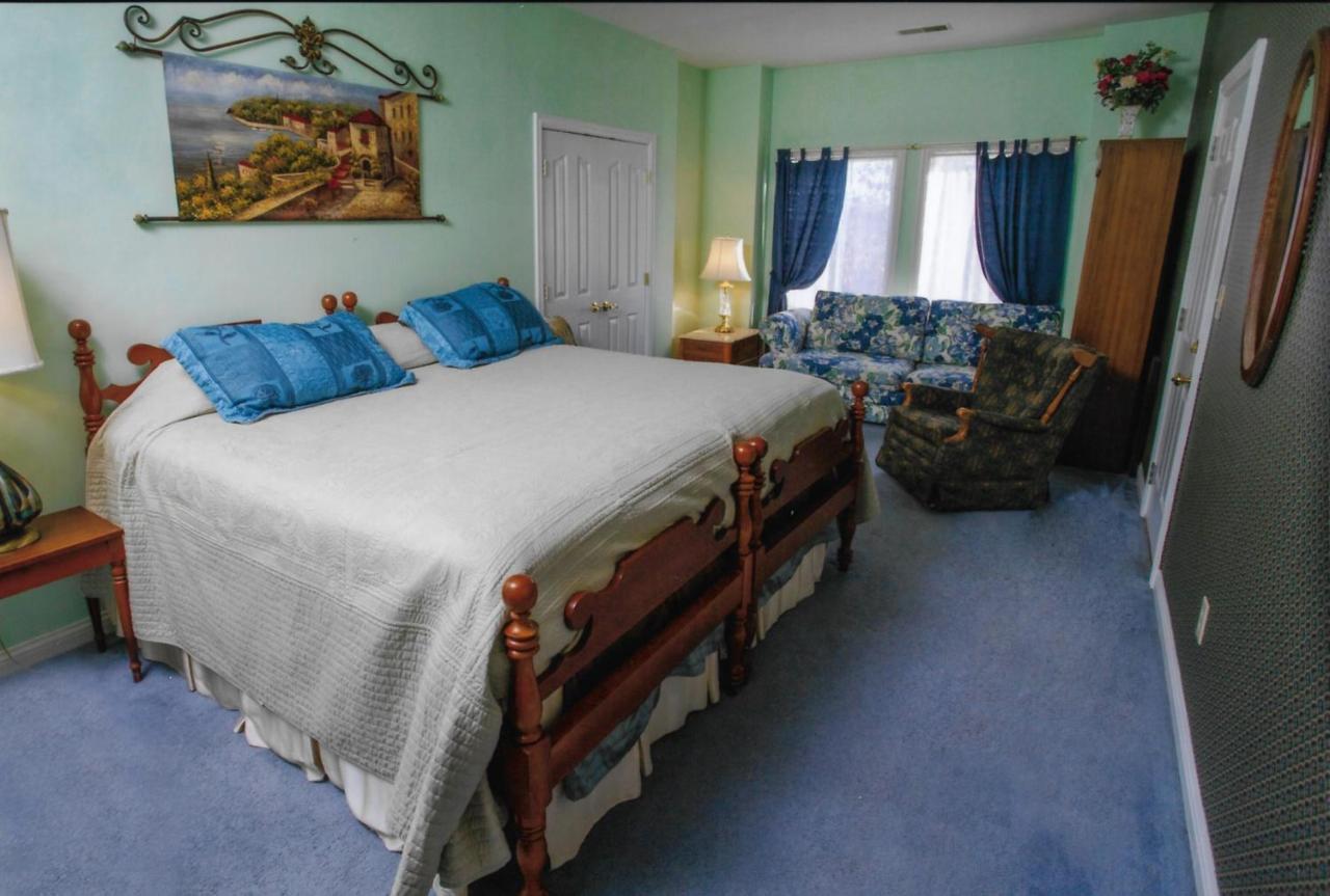Rabbit Creek Bed & Breakfast Versailles Екстериор снимка