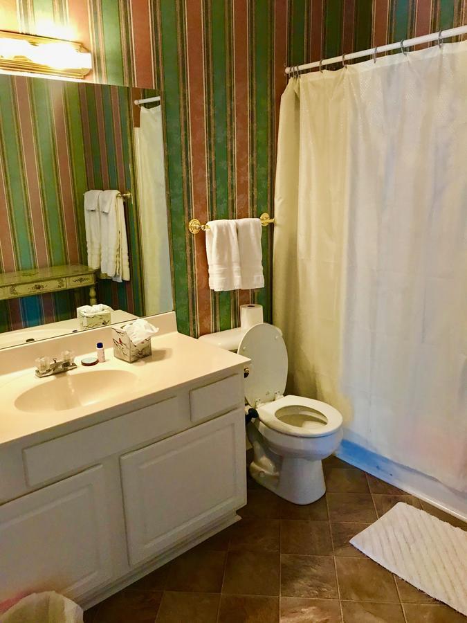 Rabbit Creek Bed & Breakfast Versailles Екстериор снимка