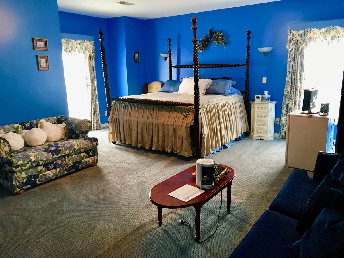 Rabbit Creek Bed & Breakfast Versailles Екстериор снимка